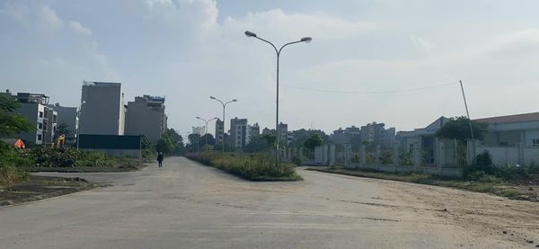 PHÂN LÔ- Ô TÔ- VỈA HÈ RỘNG- KINH DOANH