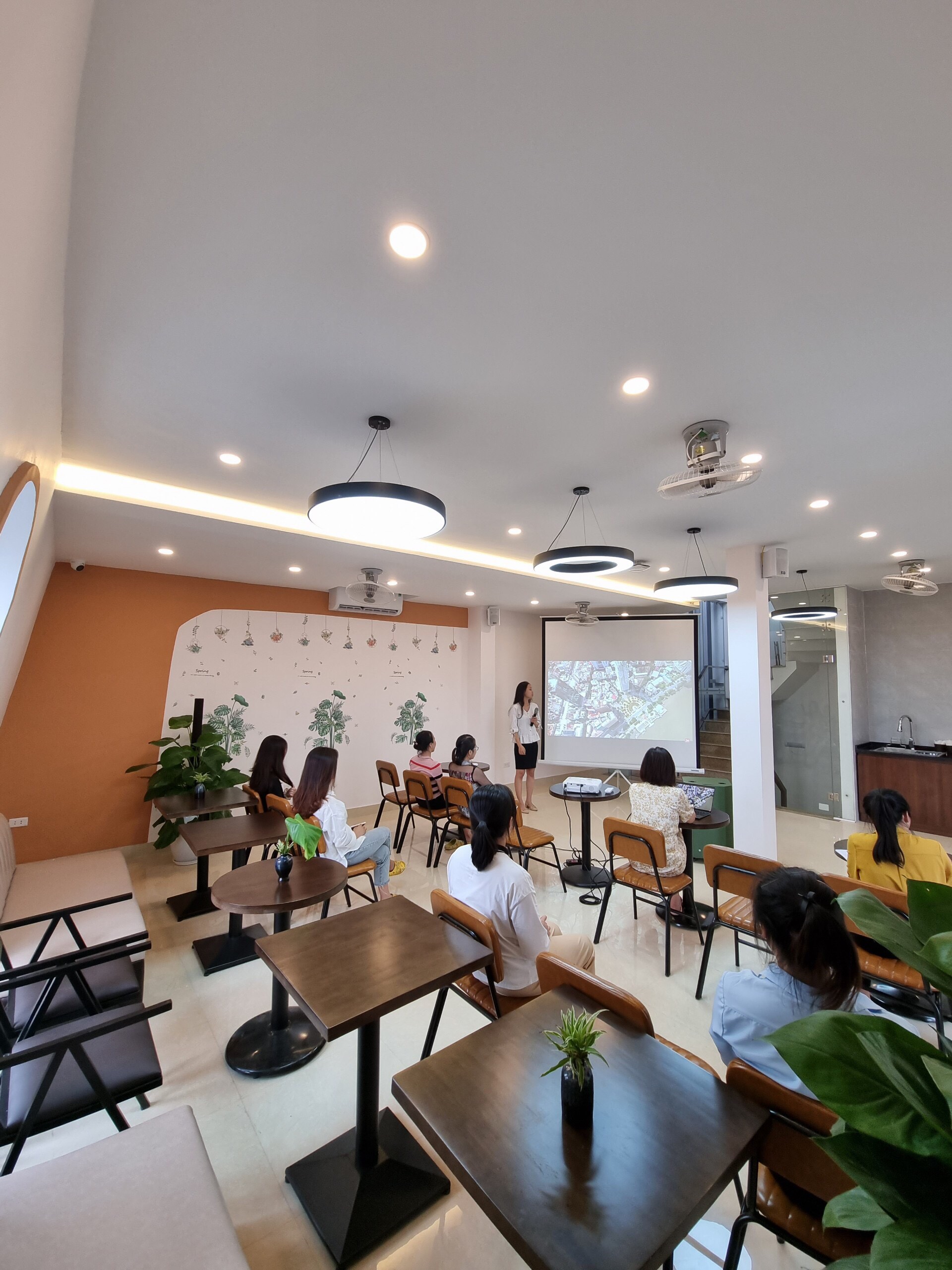 PHÒNG HỌP CHO THUÊ